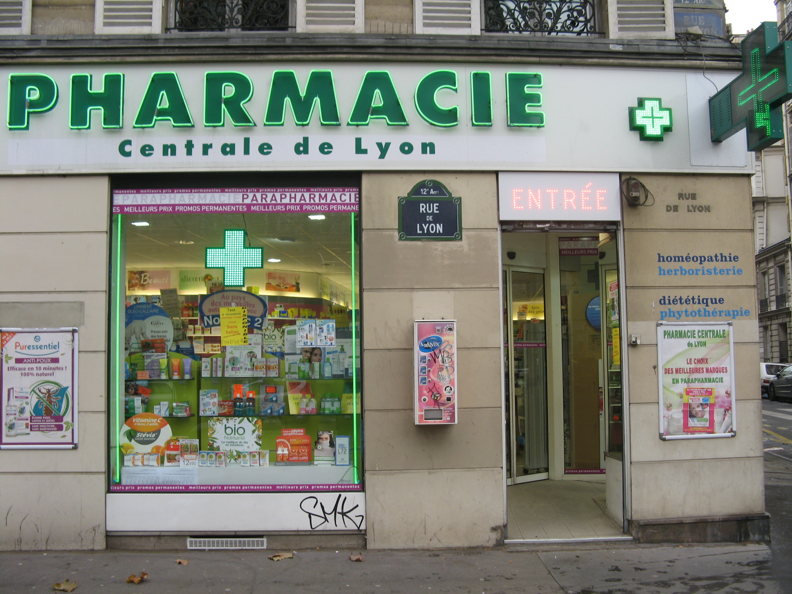 Pharmacie de petit piquey téléphone